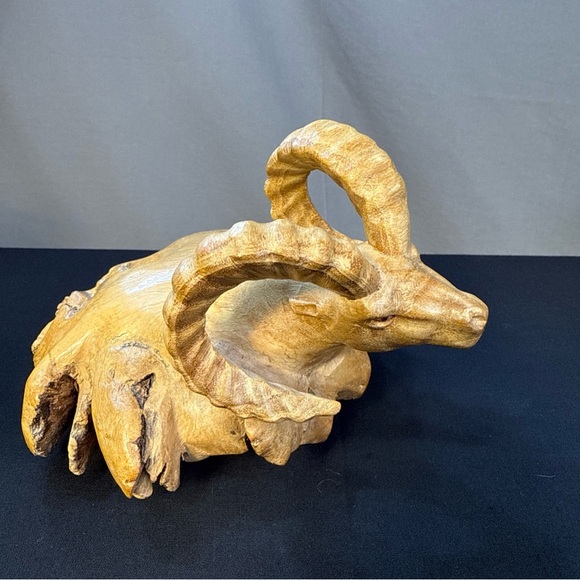 Vintage Handcrafted Burl Wood Ram Sculpture - Picture 4 of 10